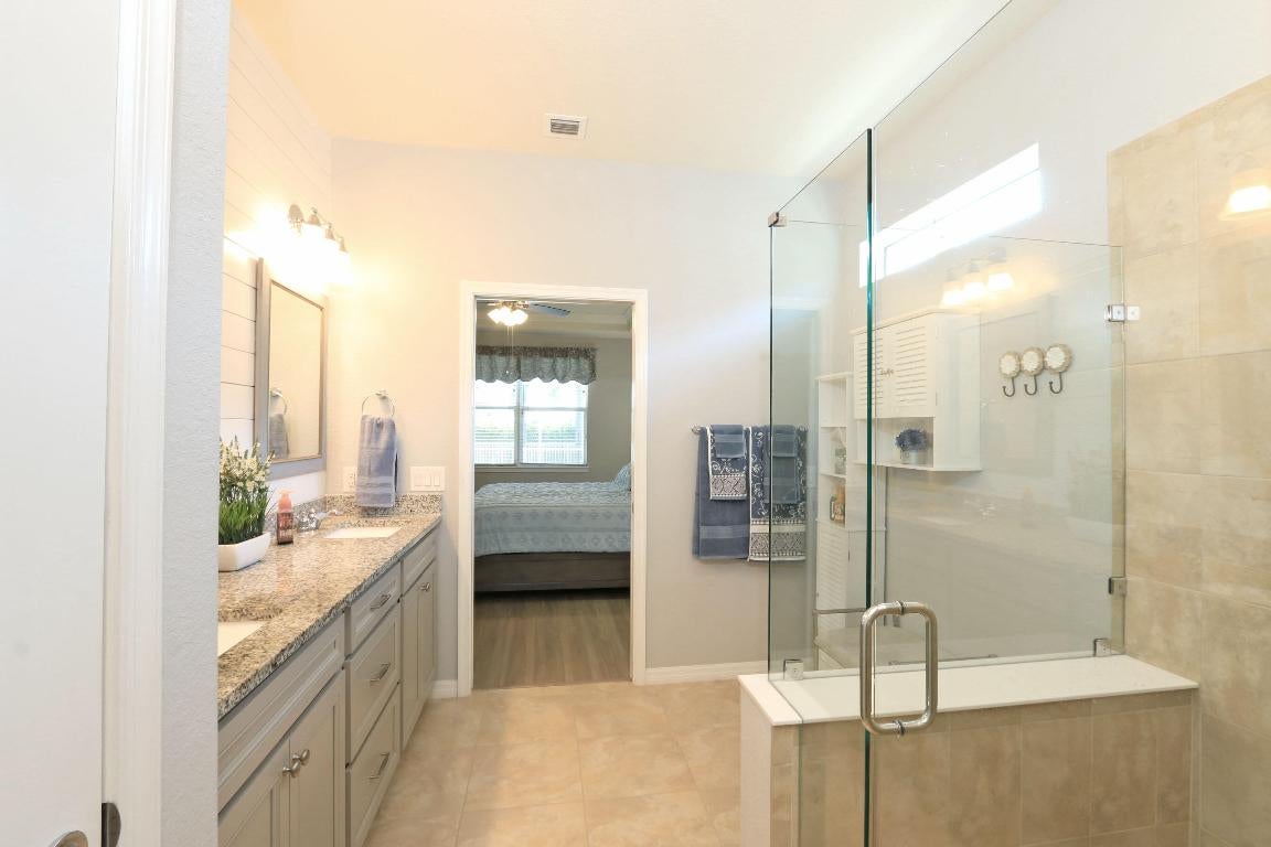 Port St Lucie, Florida, 34987, United States, 3 Bedrooms Bedrooms, ,2 BathroomsBathrooms,Residential,For Sale,1978732