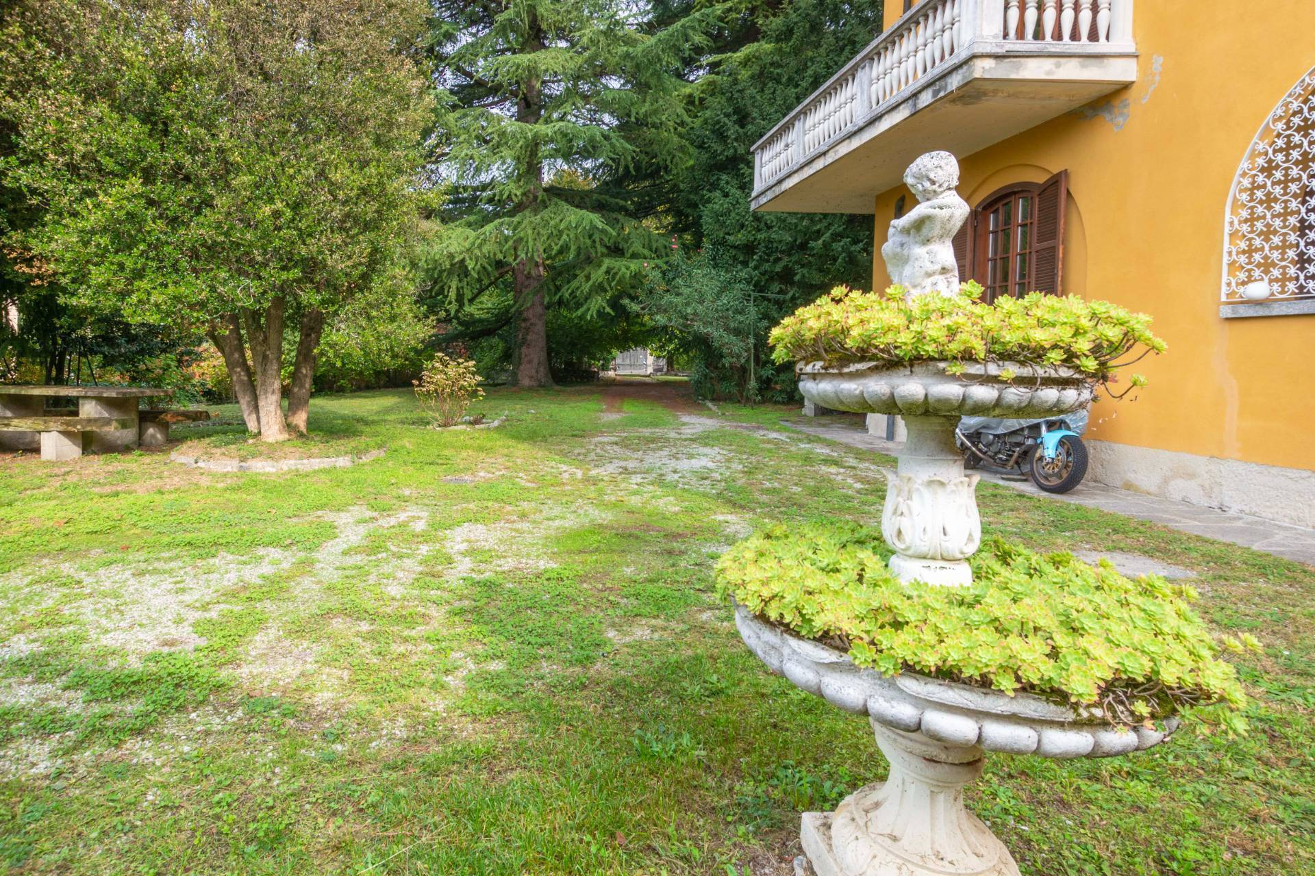 Via Sant'Antonio Maria Zaccaria, Eupilio, Como, 22030, IT, 5 Bedrooms Bedrooms, ,4 BathroomsBathrooms,Residential,For Sale,Via Sant'Antonio Maria Zaccaria,1628285