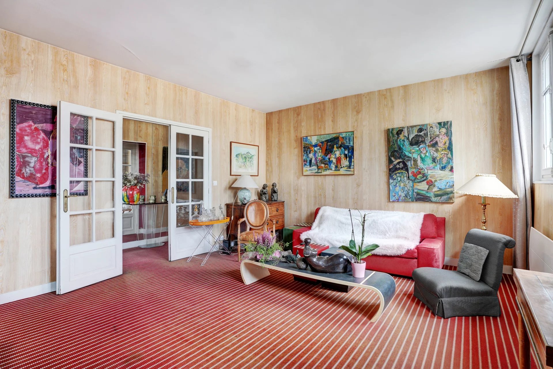 Versailles, Île-de-France, 78000, FR, 5 Bedrooms Bedrooms, ,4 BathroomsBathrooms,Residential,For Sale,2002100