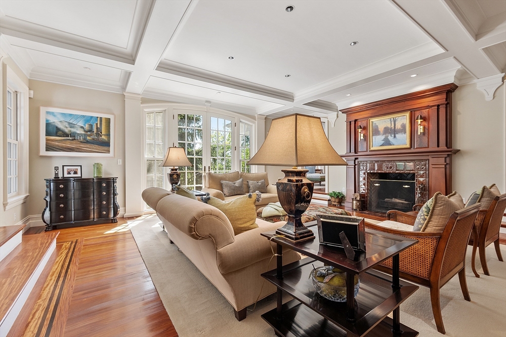 Concord, Massachusetts, 01742, United States, 5 Bedrooms Bedrooms, ,8 BathroomsBathrooms,Residential,For Sale,1932676