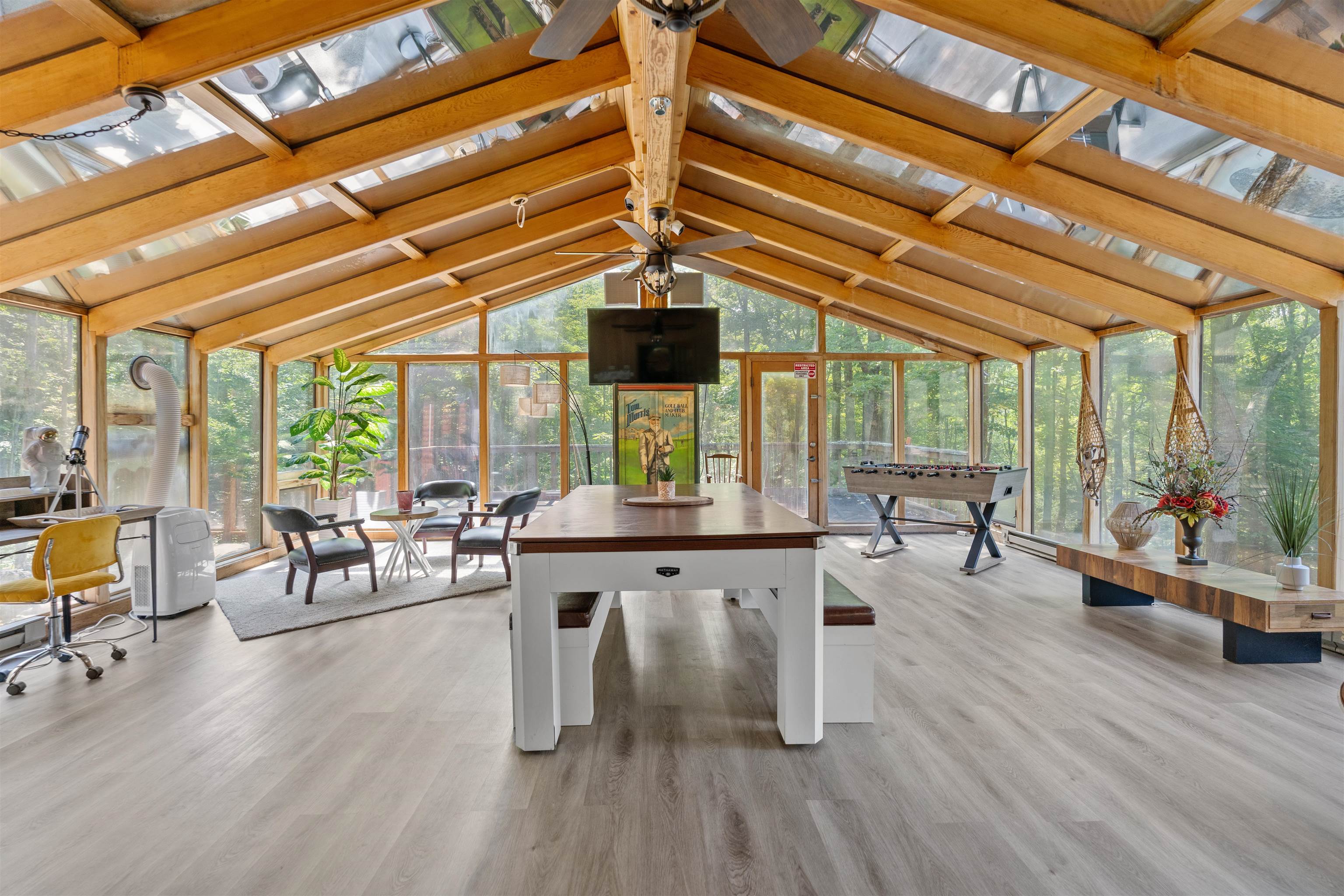 Alton, New Hampshire, 03810, United States, 4 Bedrooms Bedrooms, ,Residential,For Sale,1928654