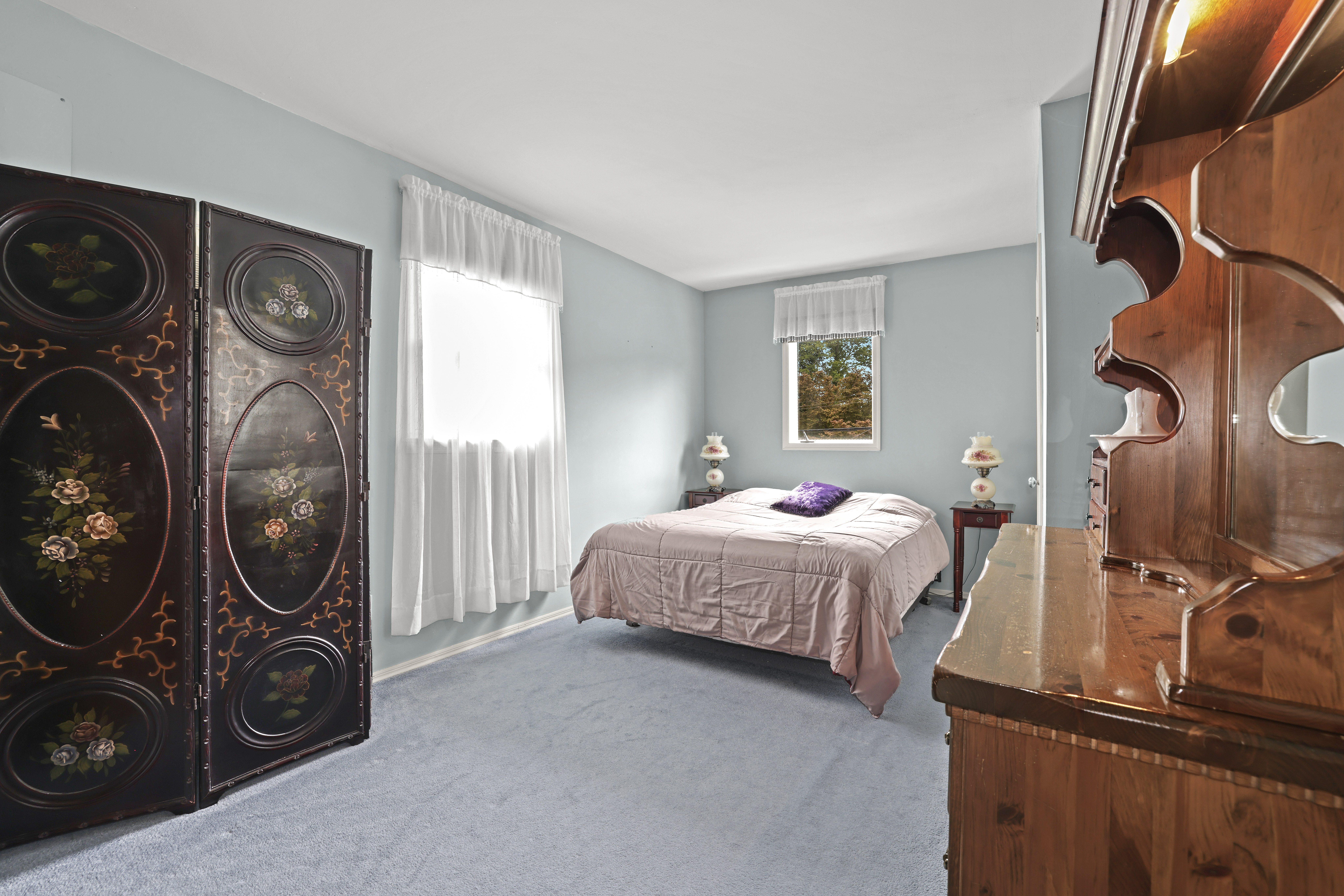 Pequannock, New Jersey, 07440, United States, 4 Bedrooms Bedrooms, ,2 BathroomsBathrooms,Residential,For Sale,1923115