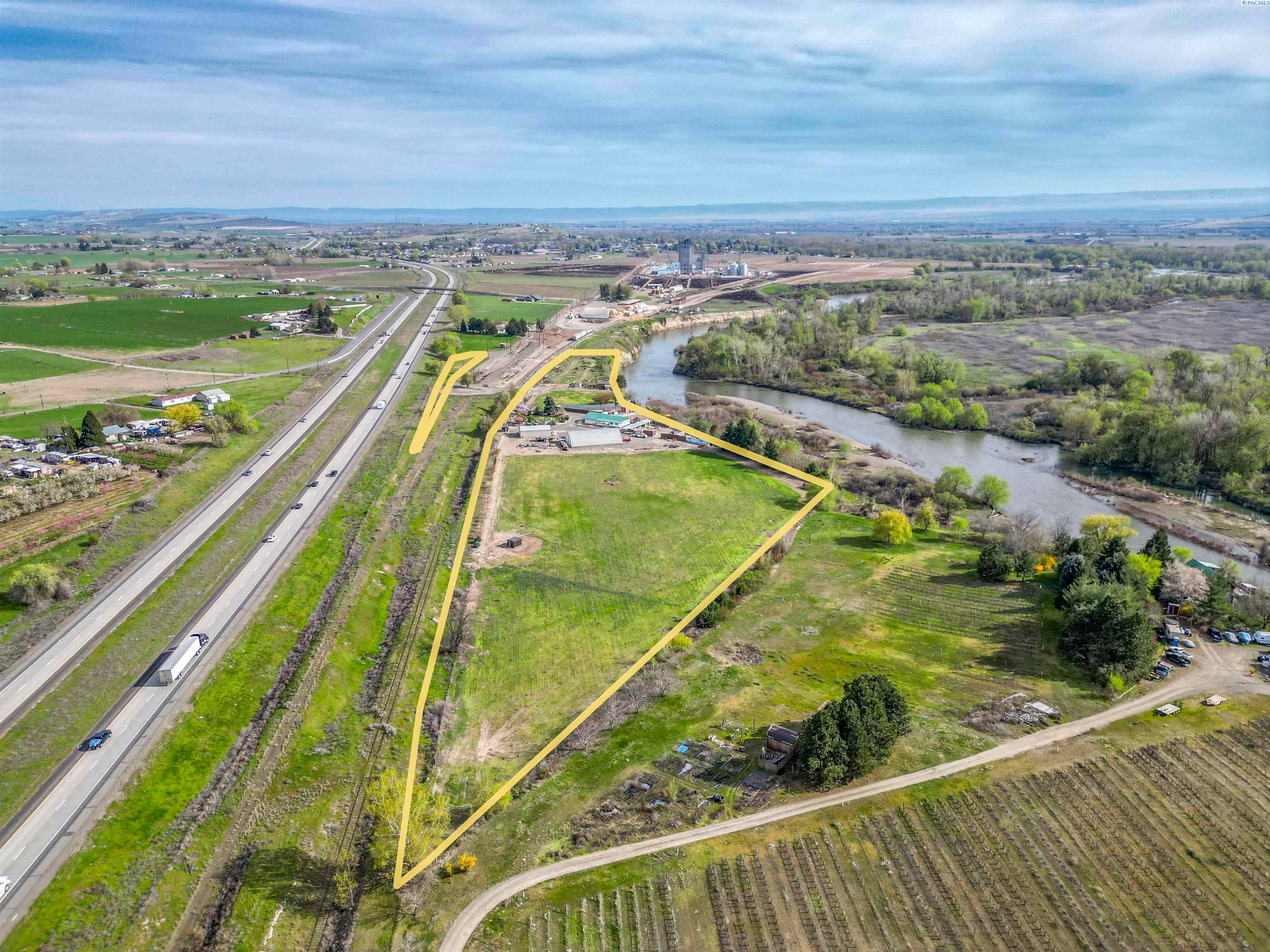 Granger, Washington, 98932, United States, 4 Bedrooms Bedrooms, ,1 BathroomBathrooms,Residential,For Sale,1975233