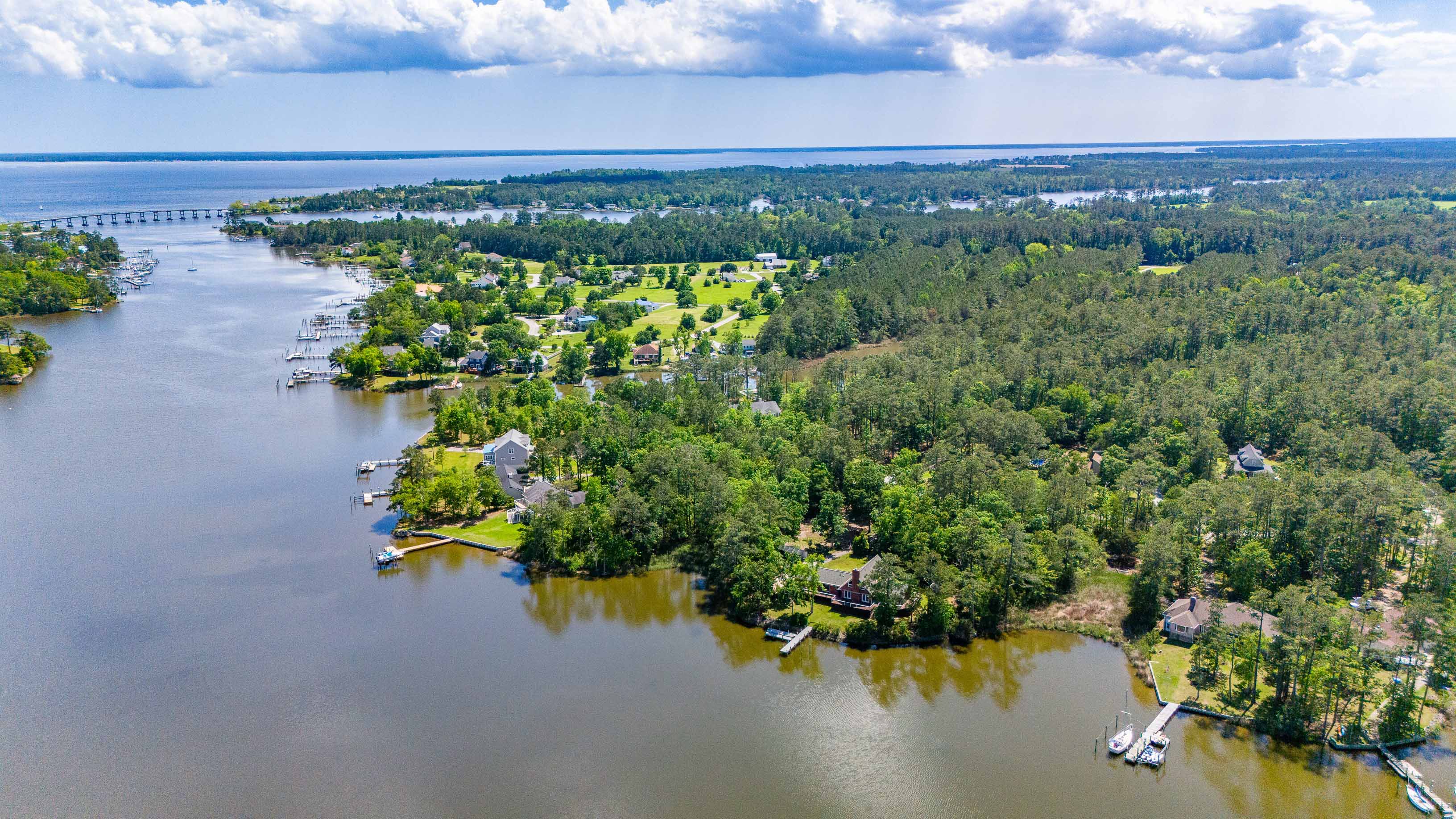 Oriental, North Carolina, 28571, United States, 3 Bedrooms Bedrooms, ,3 BathroomsBathrooms,Residential,For Sale,1981192
