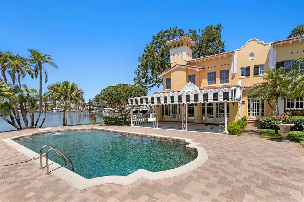 St Petersburg, Florida, 33704, United States, 4 Bedrooms Bedrooms, ,5 BathroomsBathrooms,Residential,For Sale,1794031