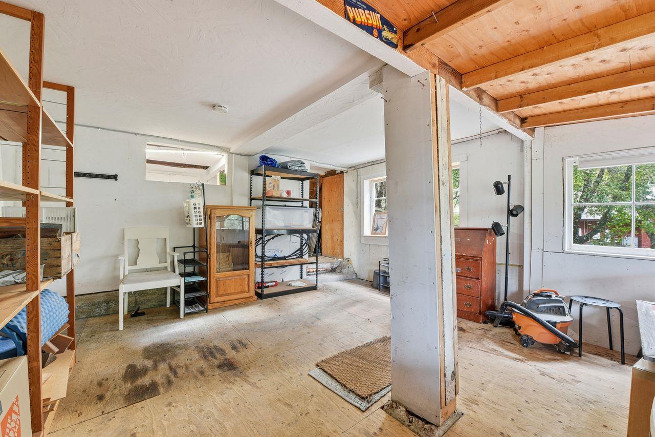 La Honda, California, 94020, United States, 1 Bedroom Bedrooms, ,1 BathroomBathrooms,Residential,For Sale,1989093