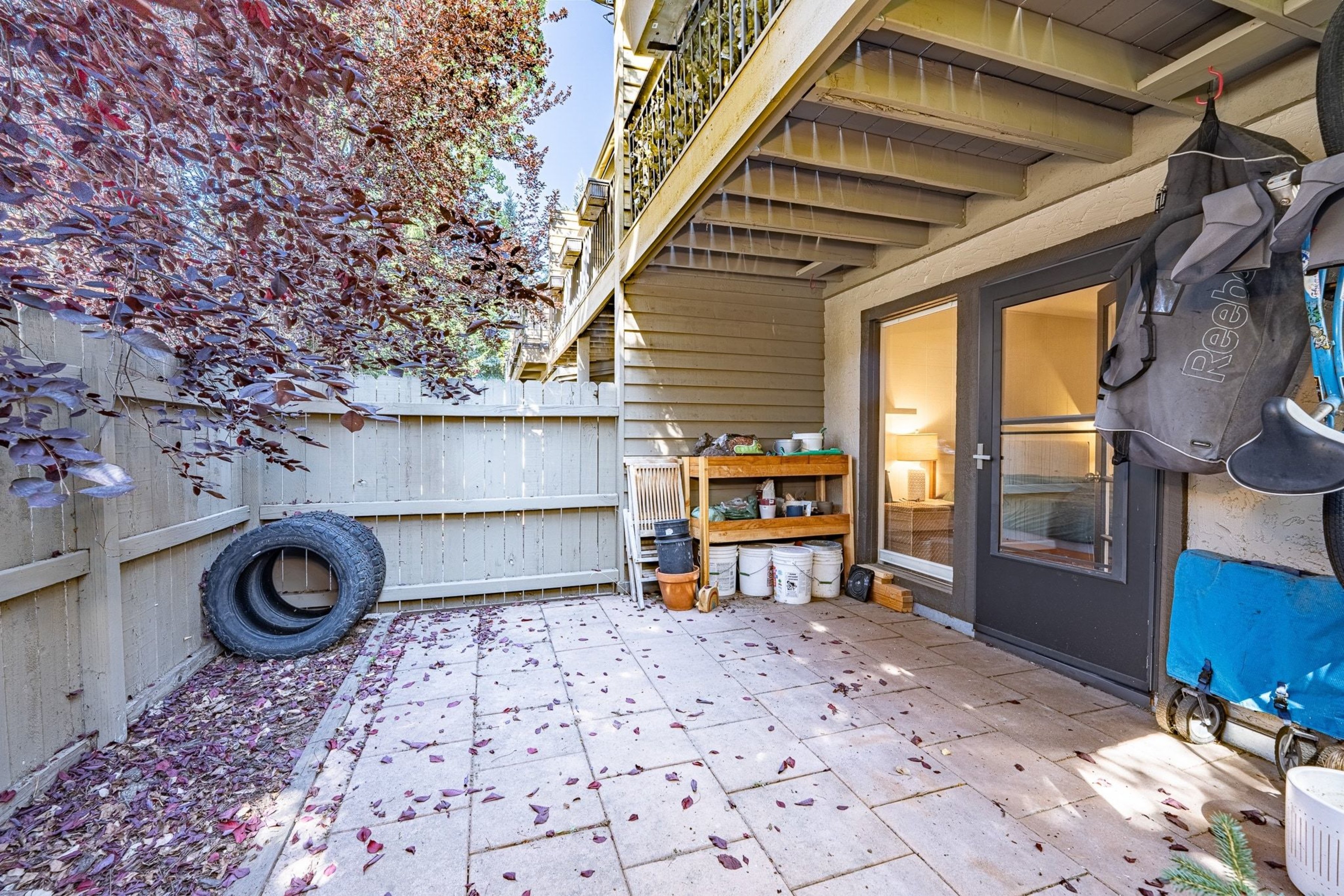  Warm Springs Townhome - 物件實景