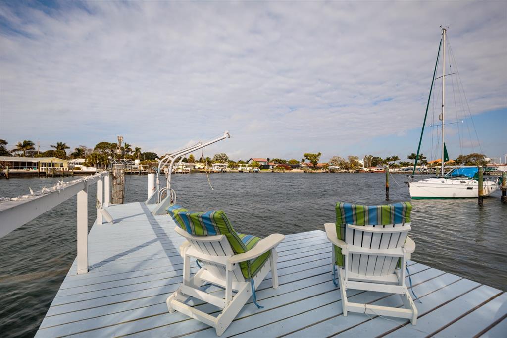 St Petersburg, Florida, 33705, United States, 3 Bedrooms Bedrooms, ,4 BathroomsBathrooms,Residential,For Sale,1793107