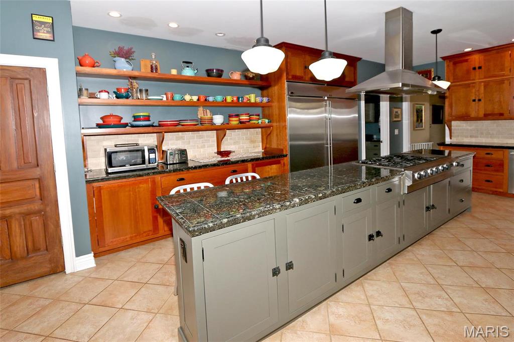 Ballwin, Missouri, 63021, United States, 4 Bedrooms Bedrooms, ,4 BathroomsBathrooms,Residential,For Sale,1794214