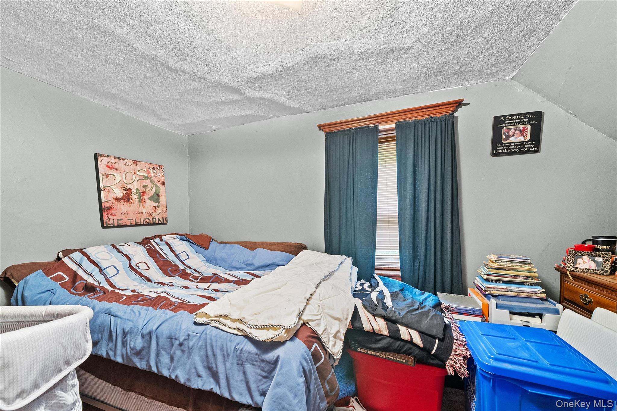 Garnerville, New York, 10923, United States, 3 Bedrooms Bedrooms, ,2 BathroomsBathrooms,Residential,For Sale,1973978