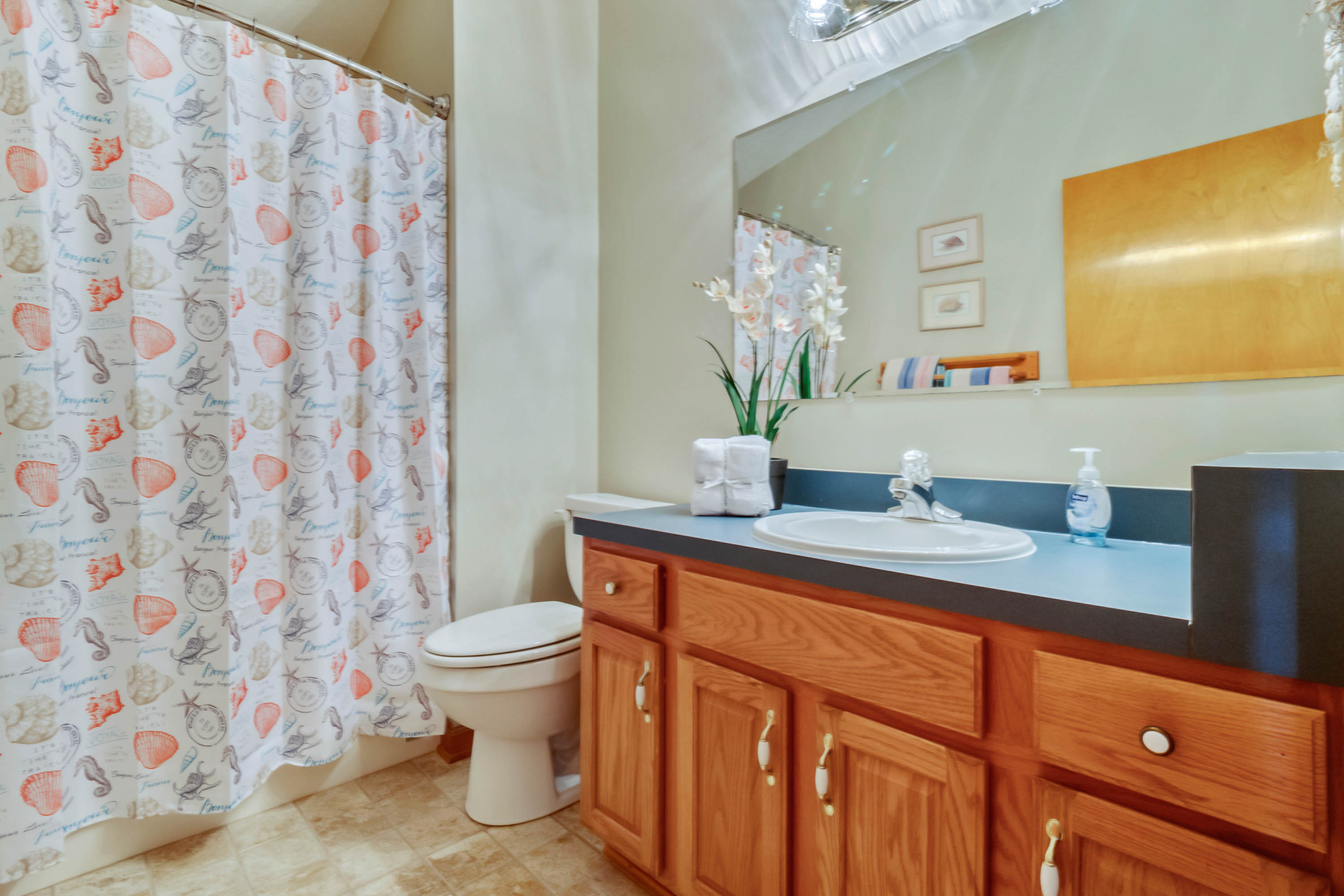 LAKE WALES, Florida, 33898, United States, 6 Bedrooms Bedrooms, ,5 BathroomsBathrooms,Residential,For Sale,1974565