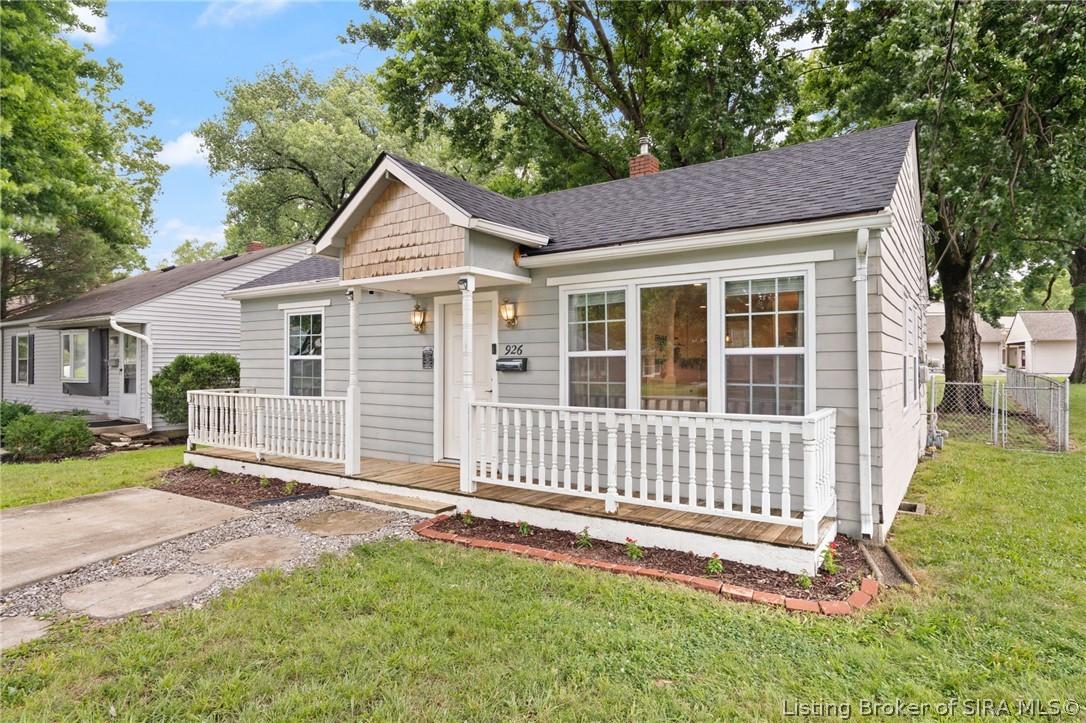 8th St, Jeffersonville, IN 47130