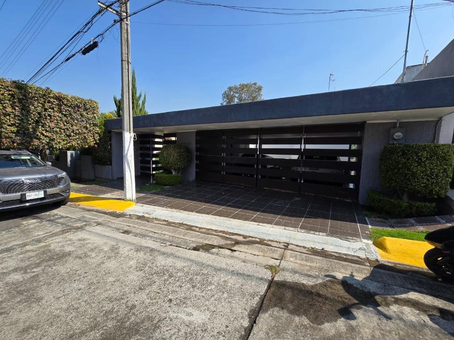Atizapán de Zaragoza, Estado de méxico, 52959, Mexico, 3 Bedrooms Bedrooms, ,4 BathroomsBathrooms,Residential,For Sale,1971452