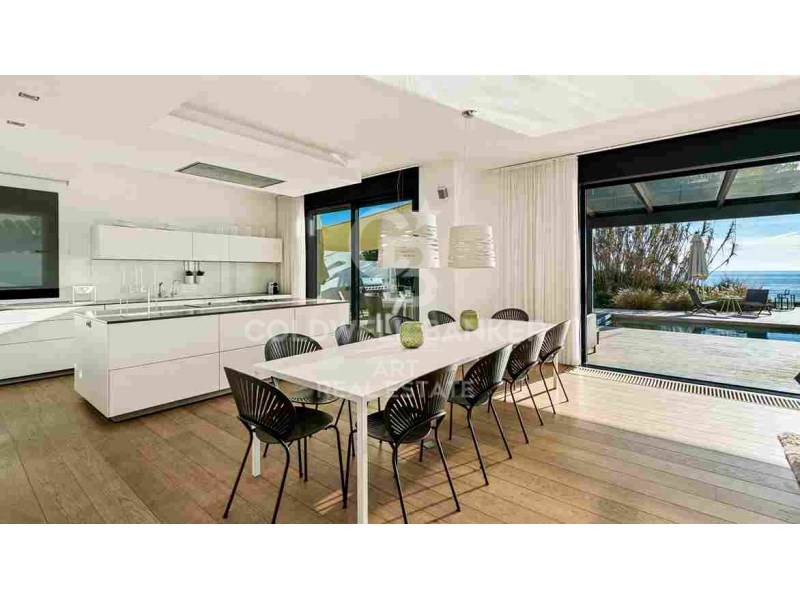 Marbella, Andalusia, ES, 6 Bedrooms Bedrooms, ,4 BathroomsBathrooms,Residential,For Sale,1795495