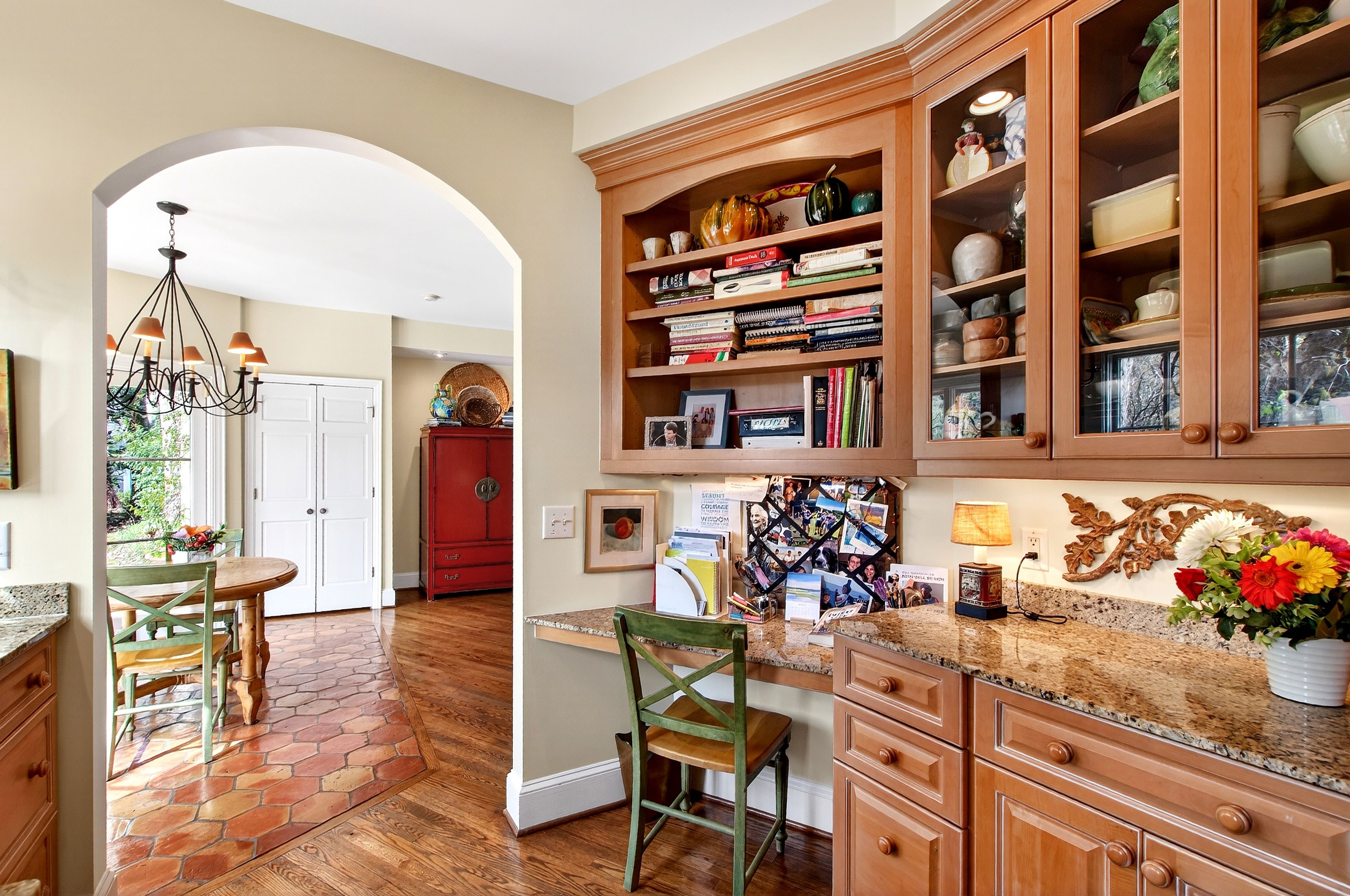  223 Hillcrest Circle, Chapel Hill, NC 27514 - 物件實景