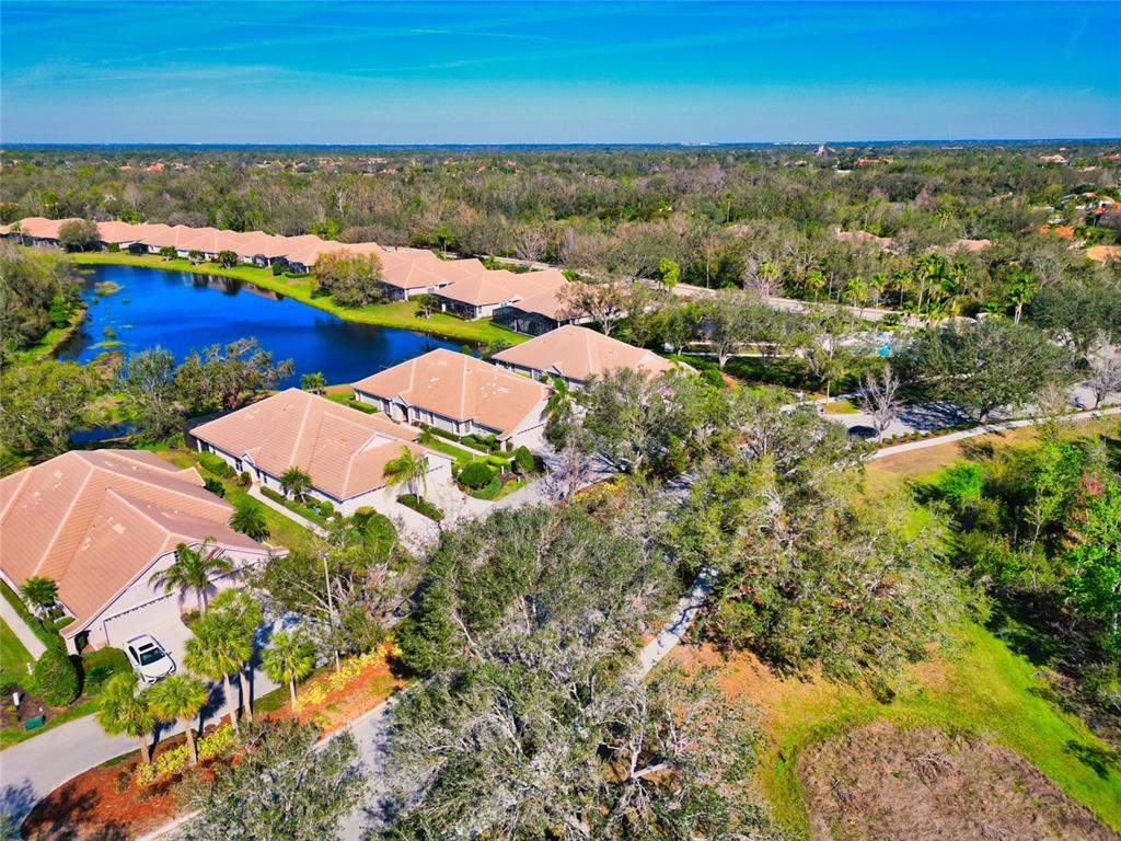 Lakewood Ranch, Florida, 34202, United States, 3 Bedrooms Bedrooms, ,2 BathroomsBathrooms,Residential,For Sale,1720729