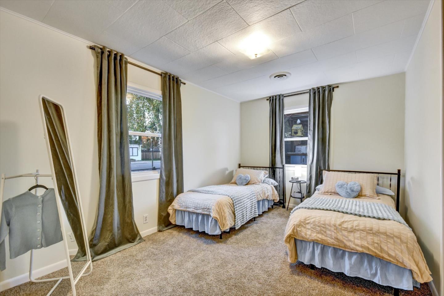 San Jose, California, 95125, United States, 4 Bedrooms Bedrooms, ,2 BathroomsBathrooms,Residential,For Sale,2003110