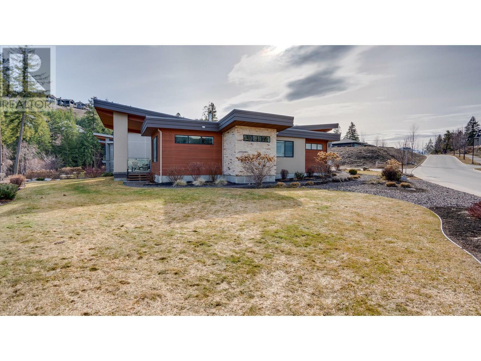 VERNON, British Columbia, V1H 2L7, CA, 3 Bedrooms Bedrooms, ,2 BathroomsBathrooms,Residential,For Sale,1838492