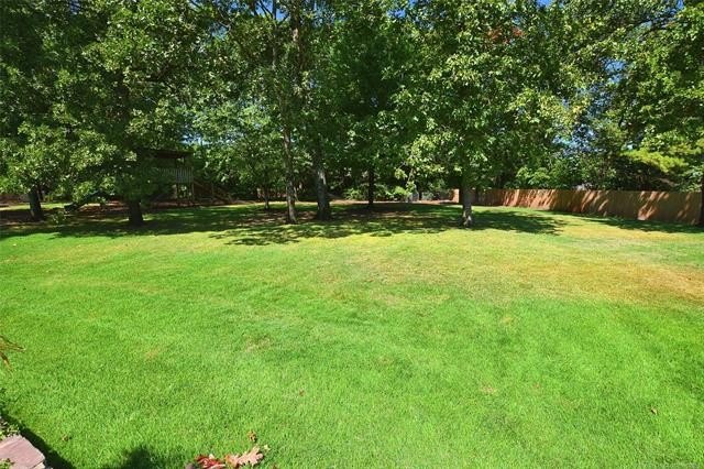 Tahlequah, Oklahoma, 74464, United States, 4 Bedrooms Bedrooms, ,4 BathroomsBathrooms,Residential,For Sale,1975818