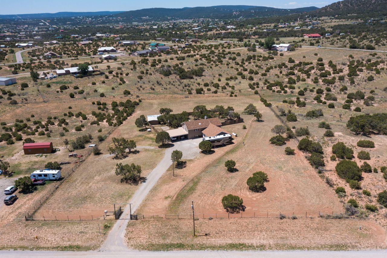 Edgewood, New Mexico, 87015, United States, 4 Bedrooms Bedrooms, ,3 BathroomsBathrooms,Residential,For Sale,1892952