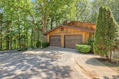 192 Brookwood Drive, Blairsville, Georgia, 30512, United States, 5 Bedrooms Bedrooms, ,6 BathroomsBathrooms,Residential,For Sale,192 Brookwood Drive,1668132