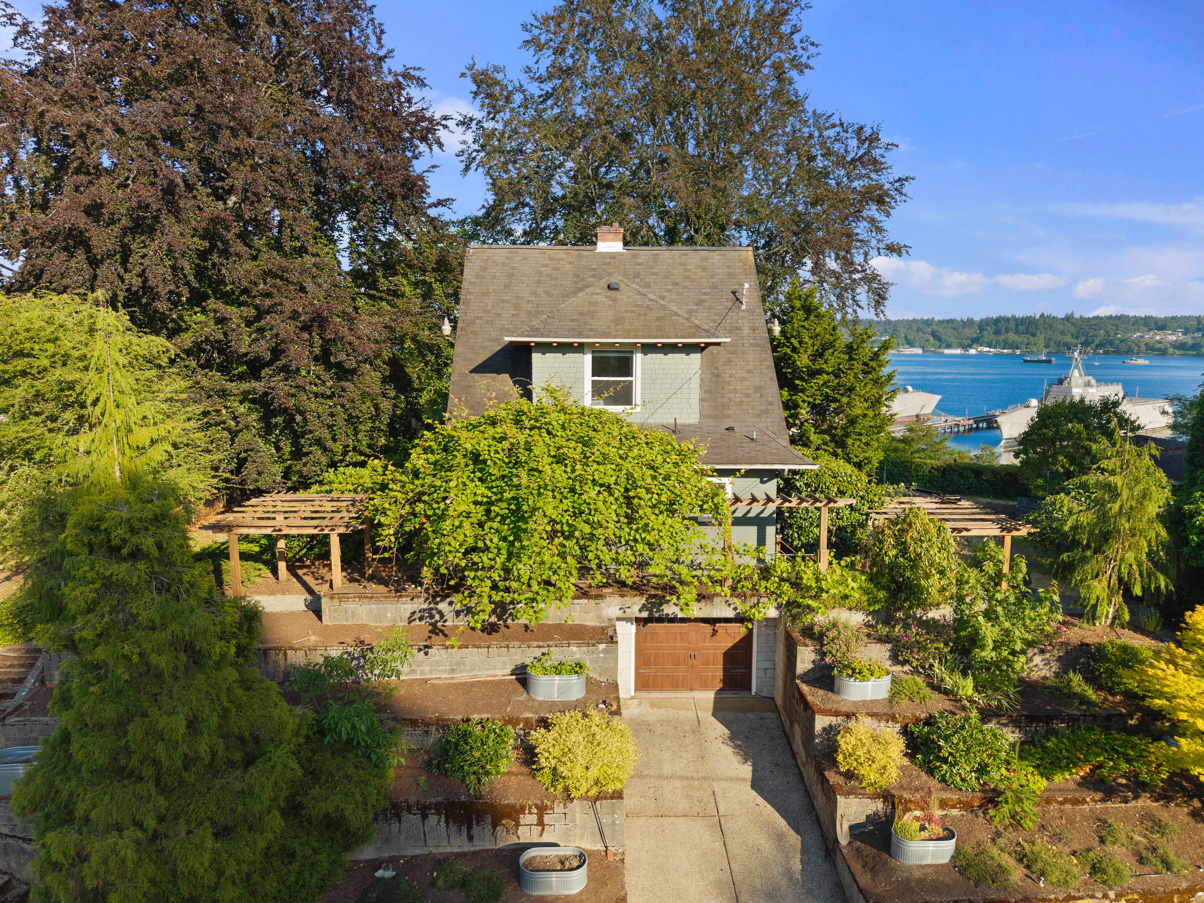  732 S. Summit Ave, Bremerton, WA 98312 - 物件實景