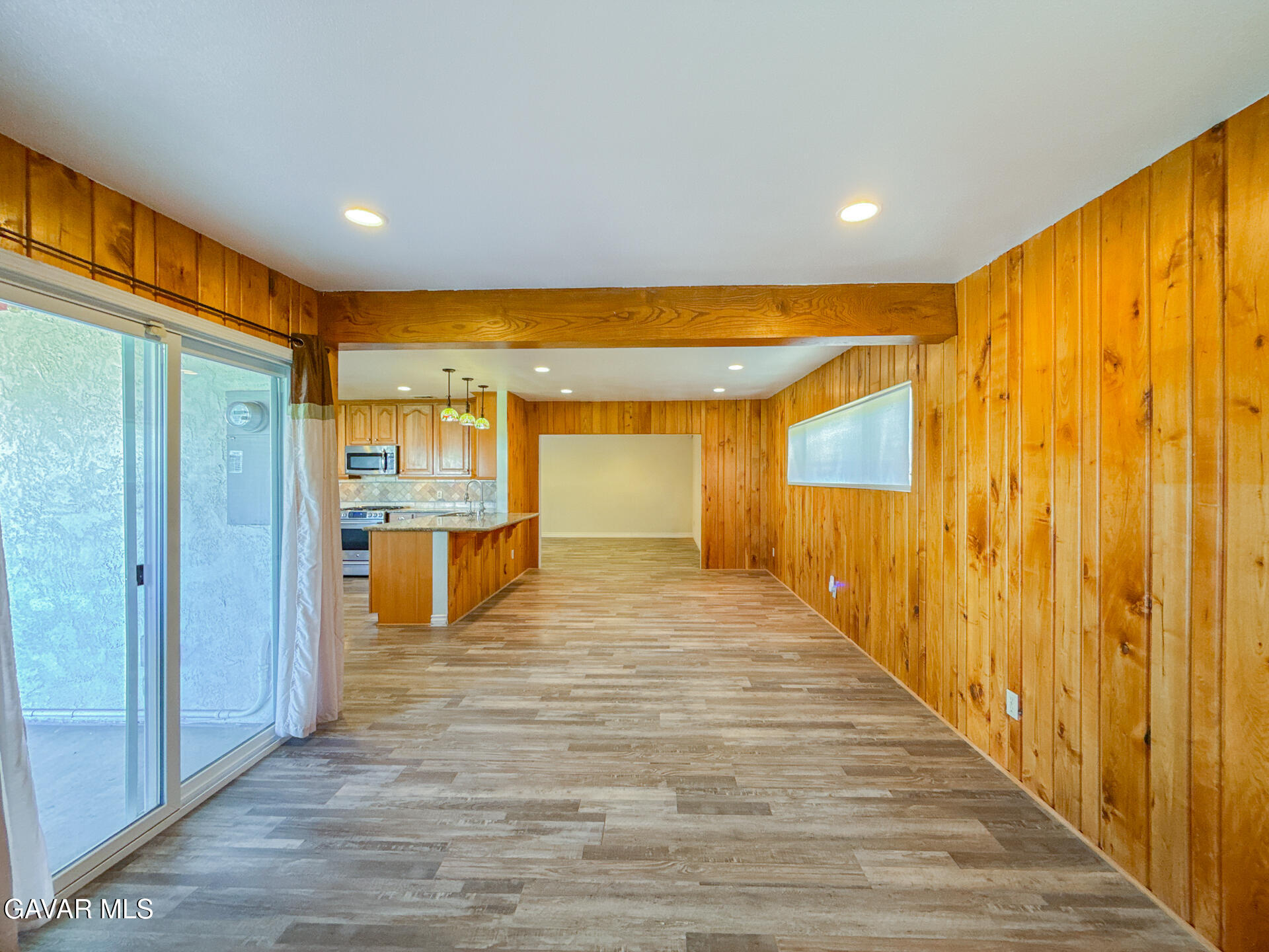 Palmdale, California, 93550, United States, 4 Bedrooms Bedrooms, ,2 BathroomsBathrooms,Residential,For Sale,2028325