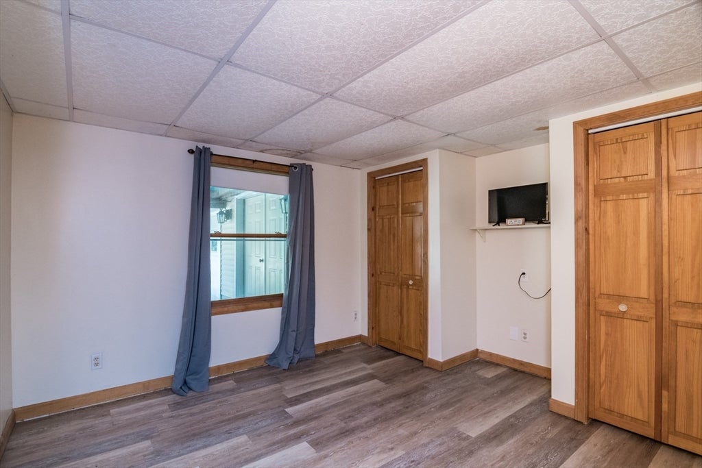 Montague, Massachusetts, 01376, United States, 5 Bedrooms Bedrooms, ,3 BathroomsBathrooms,Residential,For Sale,1901408