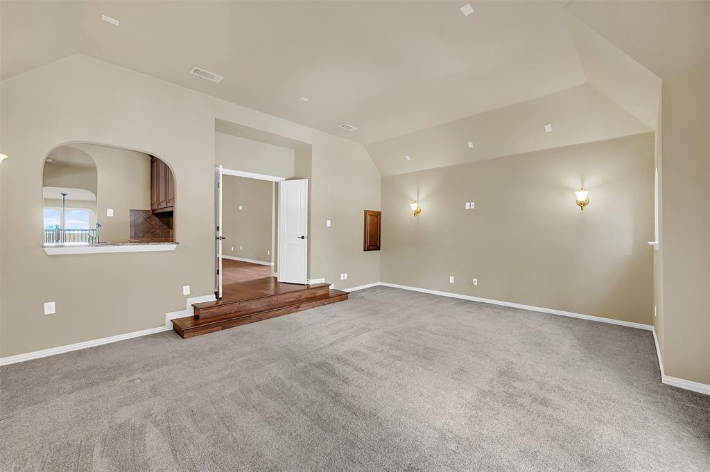 Grand Prairie, Texas, 75054, United States, 4 Bedrooms Bedrooms, ,4 BathroomsBathrooms,Residential,For Sale,1977101