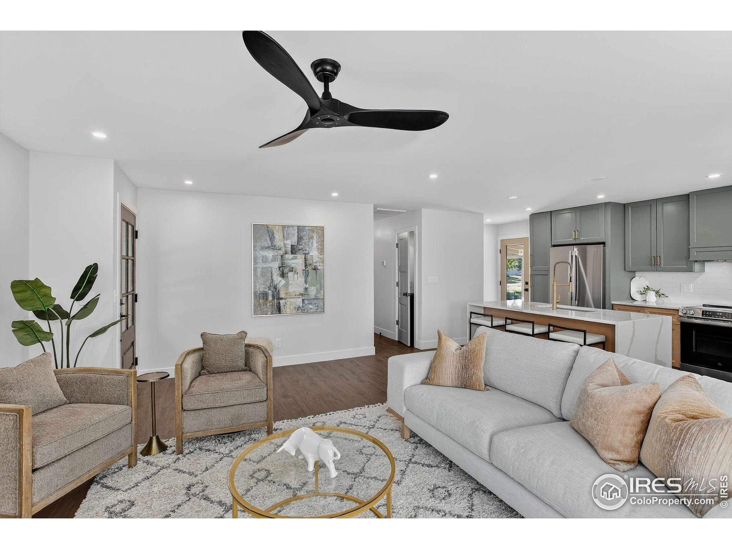 Lafayette, Colorado, 80026, United States, 3 Bedrooms Bedrooms, ,2 BathroomsBathrooms,Residential,For Sale,1988178