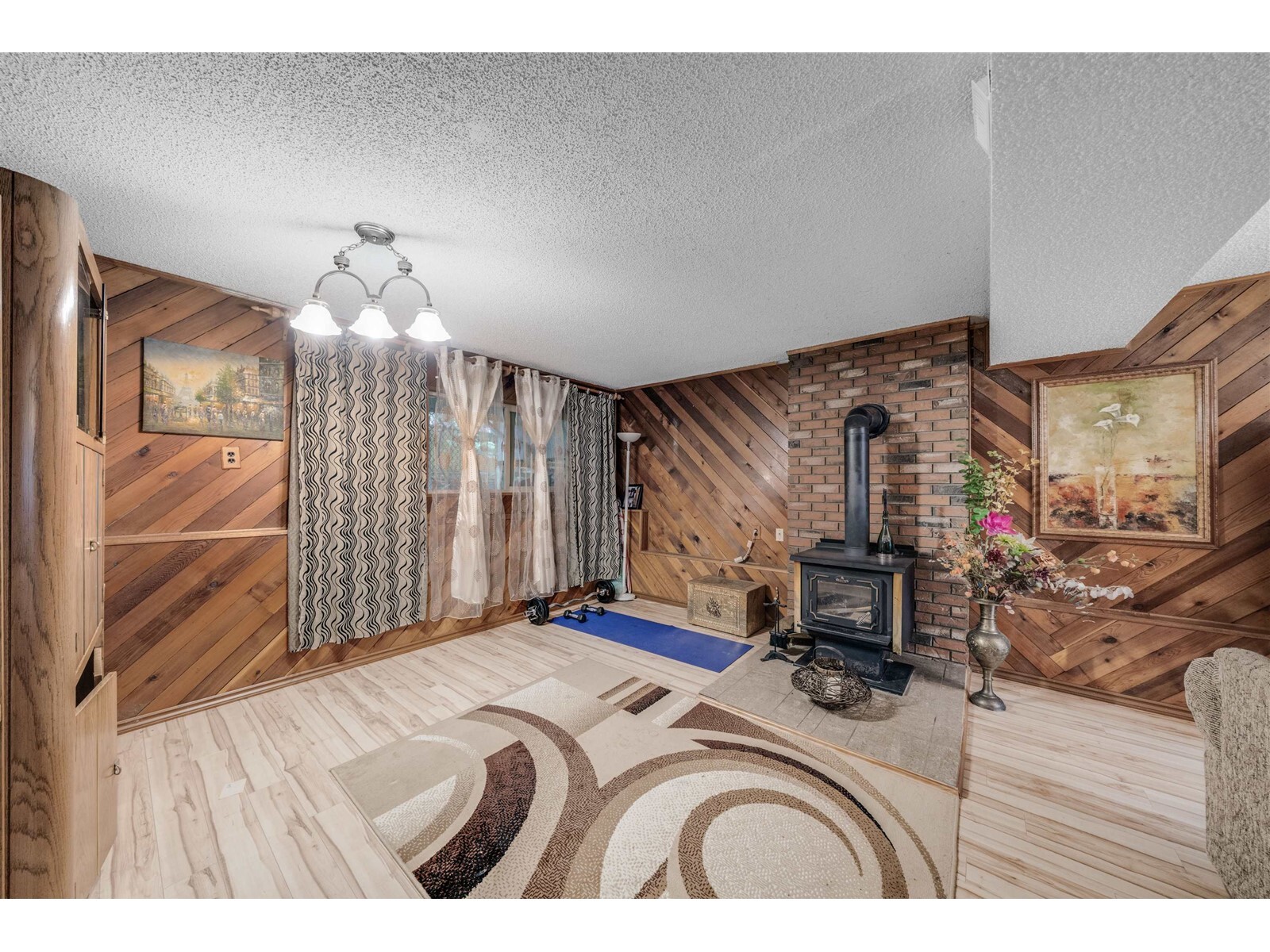SURREY, British Columbia, V3W 5K1, CA, 4 Bedrooms Bedrooms, ,2 BathroomsBathrooms,Residential,For Sale,1949897