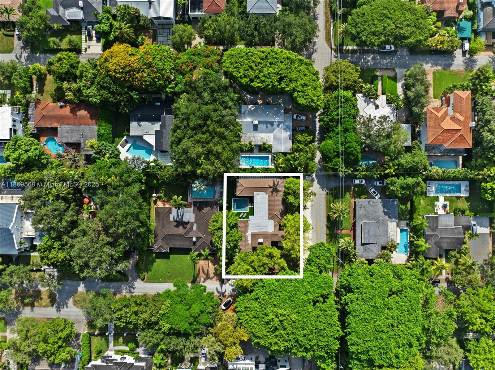 Miami, Florida, 33143, United States, 4 Bedrooms Bedrooms, ,4 BathroomsBathrooms,Residential,For Sale,1933110