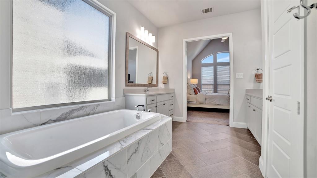 Celina, Texas, 75009, United States, 4 Bedrooms Bedrooms, ,5 BathroomsBathrooms,Residential,For Sale,1795142