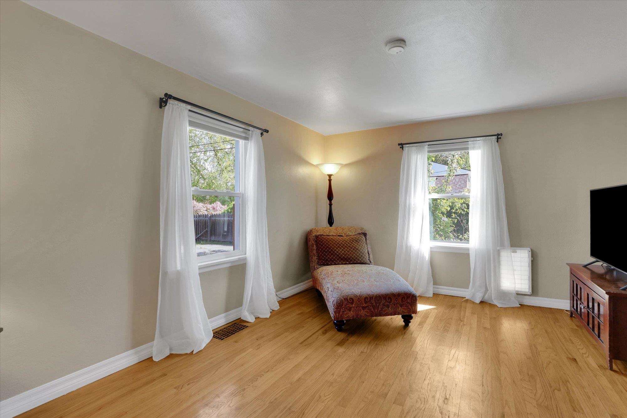 Spokane, Washington, 99203, United States, 4 Bedrooms Bedrooms, ,3 BathroomsBathrooms,Residential,For Sale,1939271