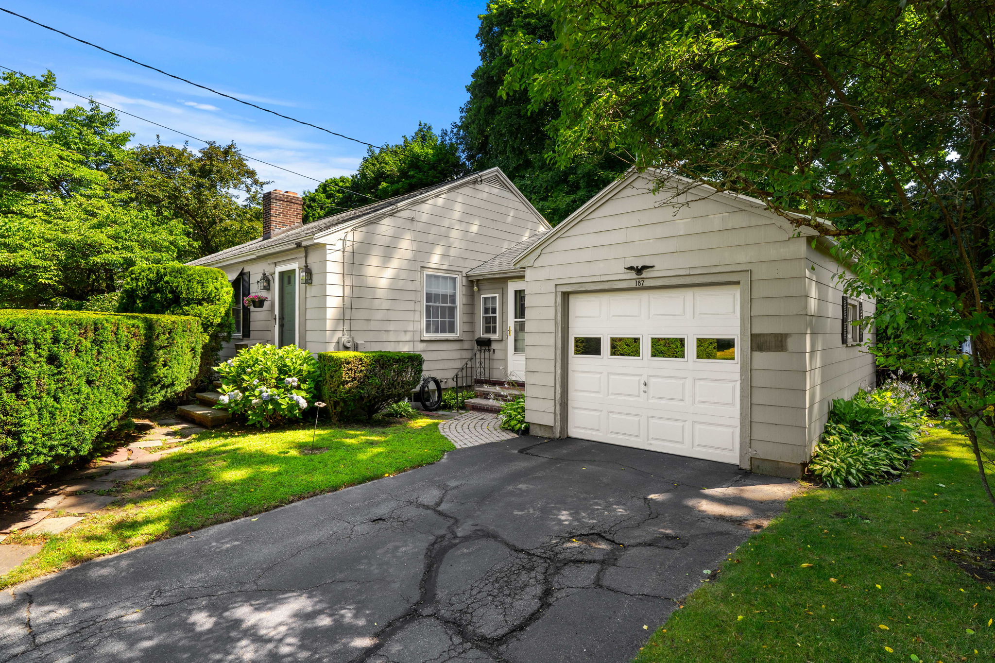  187 Havilah St, Lowell, MA, 01852 - 物件實景