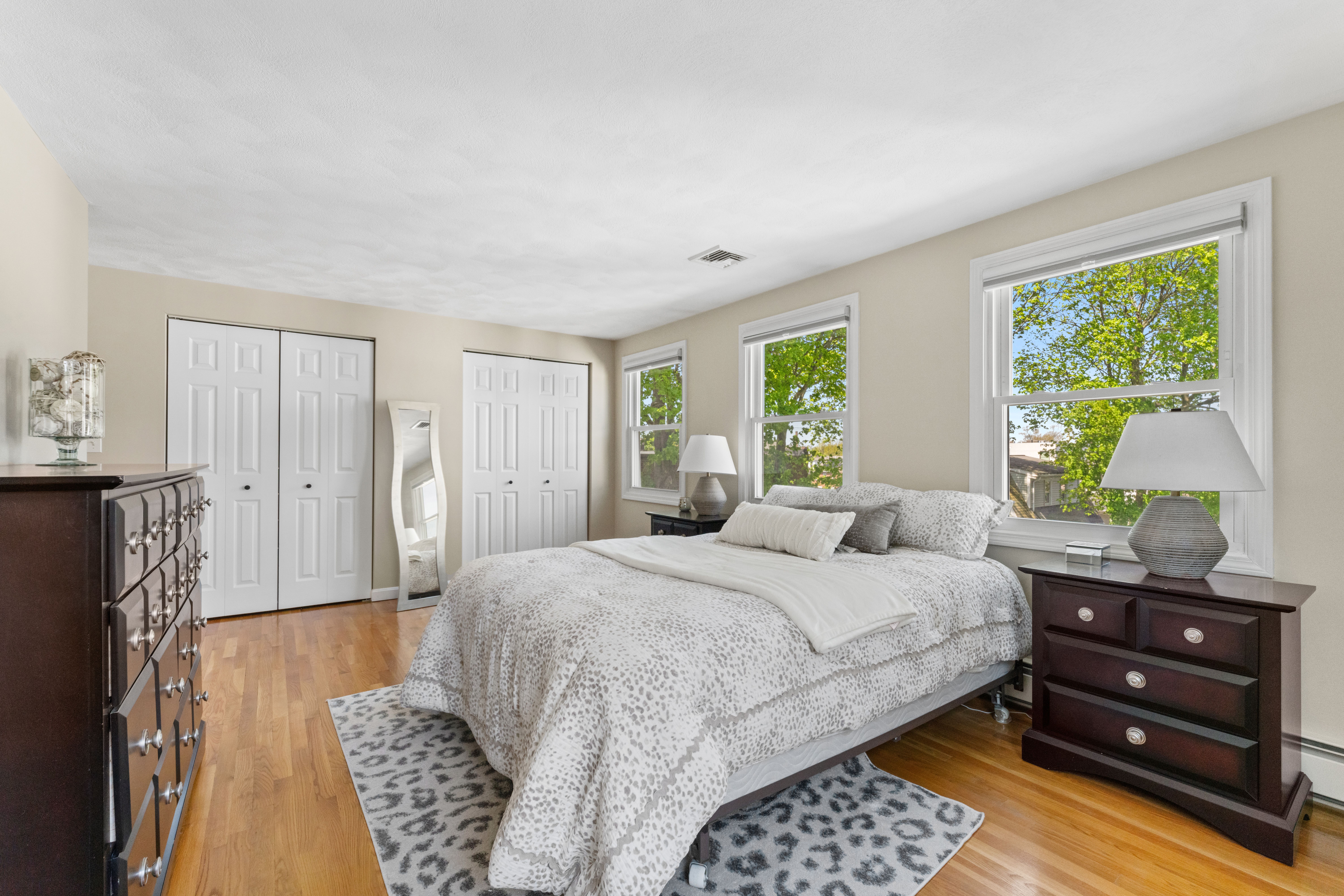  174 Adams, Newton, MA, 02458 - 物件實景
