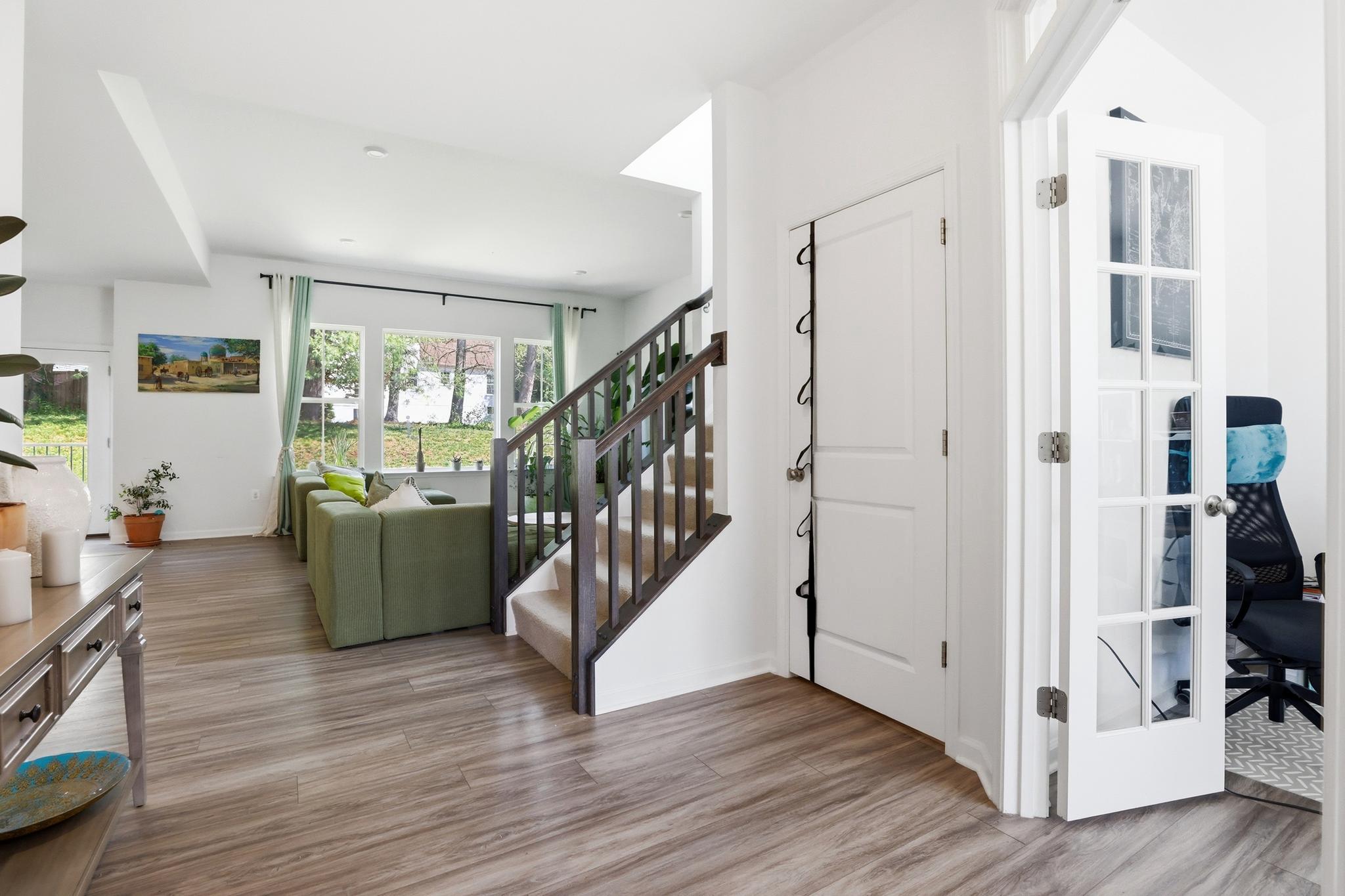  9428 Deschamp Court, Manassas, VA, 20112 - 物件實景