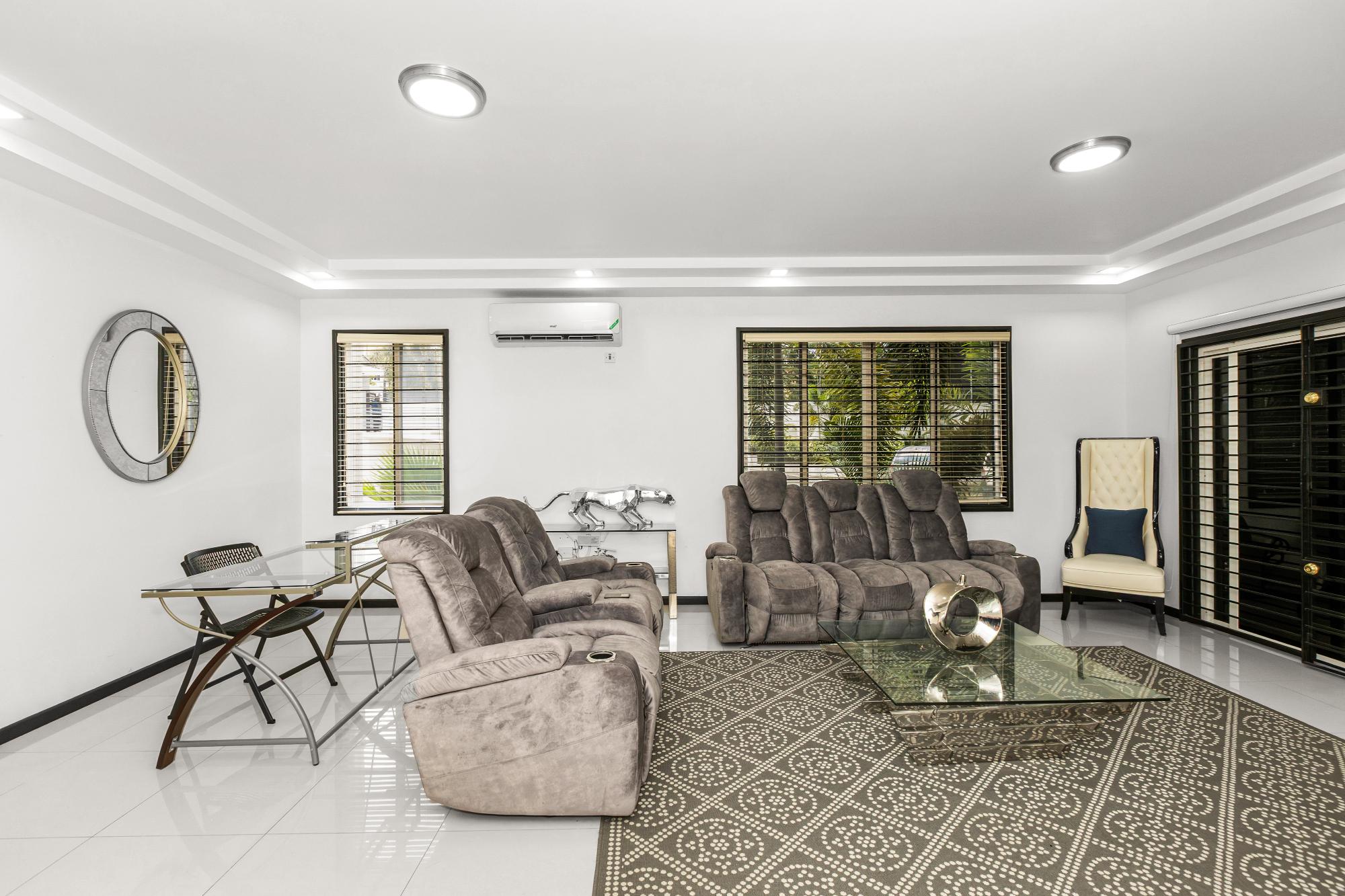  4-7 Degenhardt Close - 物件實景