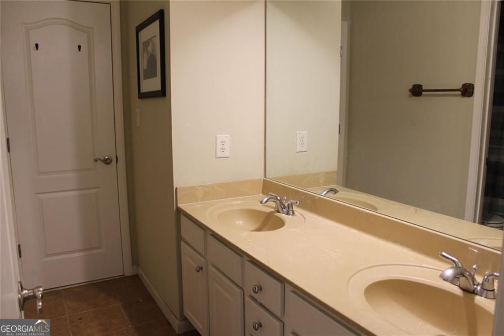 Dacula, Georgia, 30019, United States, 5 Bedrooms Bedrooms, ,4 BathroomsBathrooms,Residential,For Sale,1990551