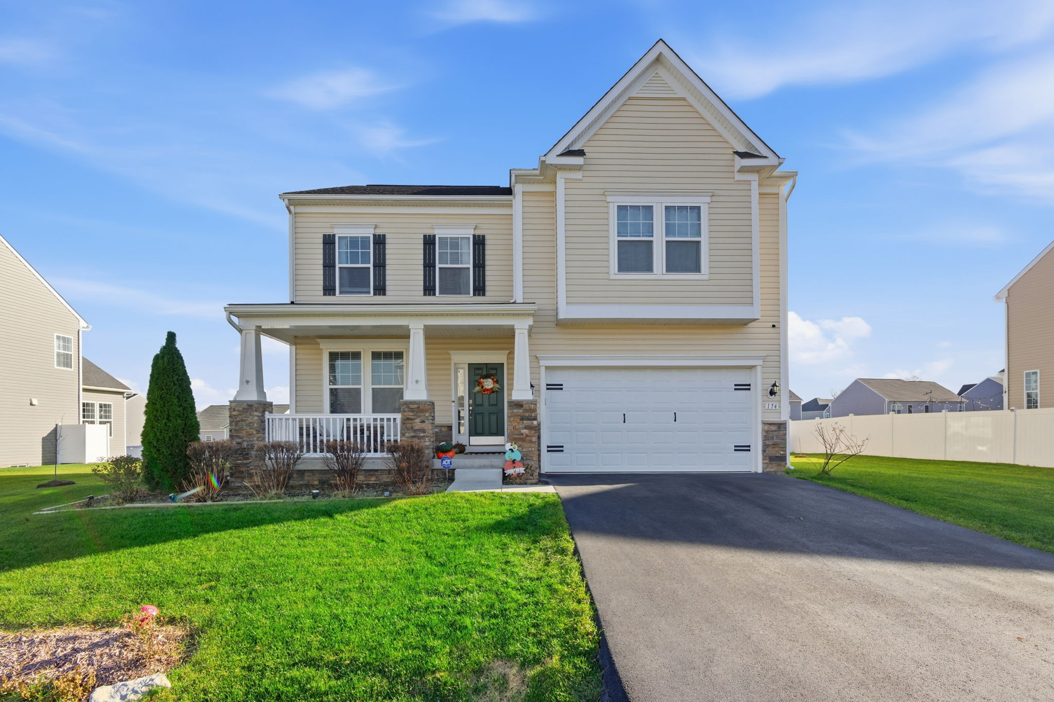 Gerrardstown, West Virginia, 25420, United States, 4 Bedrooms Bedrooms, ,Residential,For Sale,2002538