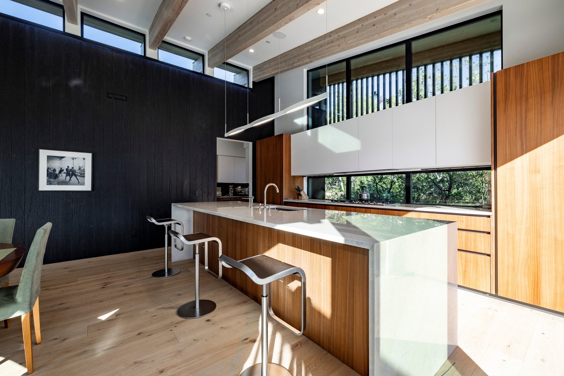  One-of-a-Kind Modern Pinebrook Residence - 物件實景