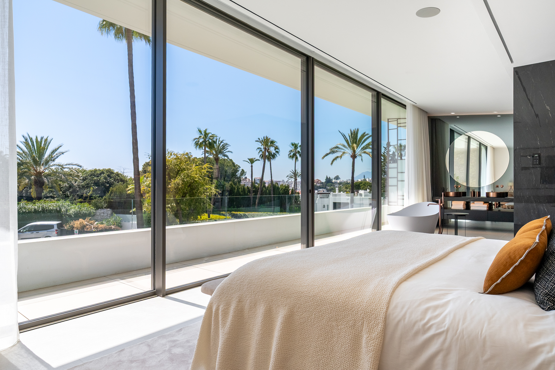  Contemporary villa with rooftop and views in Nueva Andalucia, Marbella - 物件實景