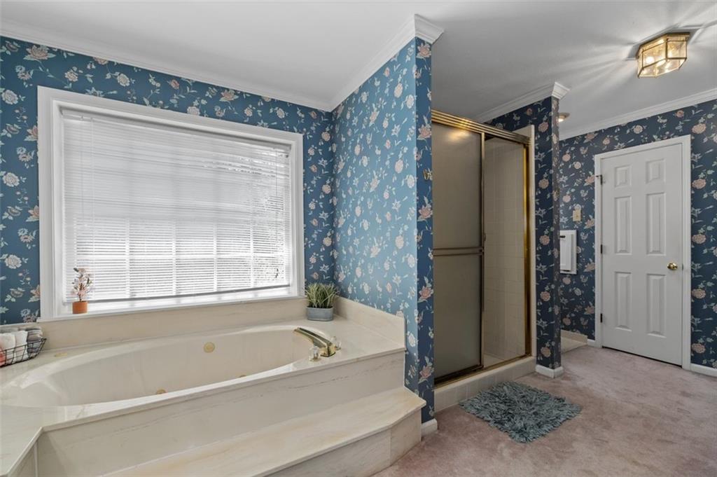 Alpharetta, Georgia, 30022, United States, 4 Bedrooms Bedrooms, ,3 BathroomsBathrooms,Residential,For Sale,1948412