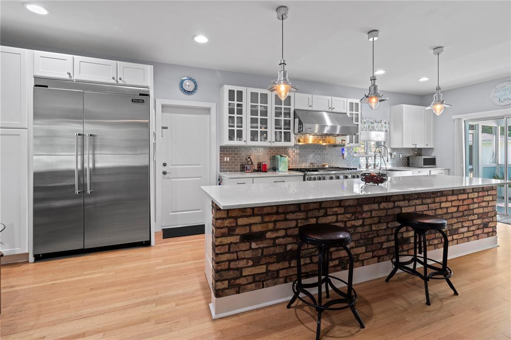 Sarasota, Florida, 34243, United States, 3 Bedrooms Bedrooms, ,3 BathroomsBathrooms,Residential,For Sale,1796778