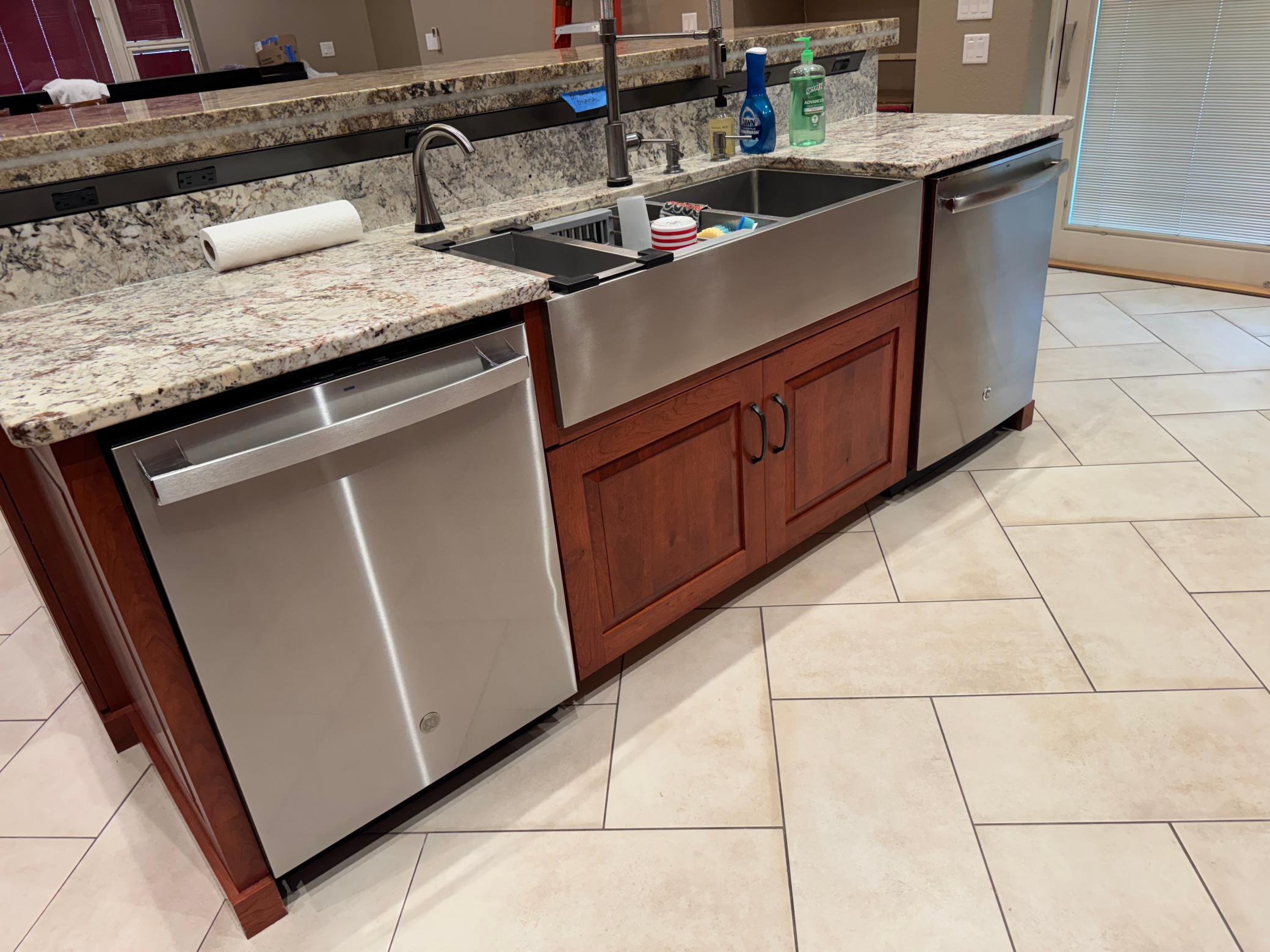 Glenville, Minnesota, 56036, United States, 4 Bedrooms Bedrooms, ,3 BathroomsBathrooms,Residential,For Sale,2015321