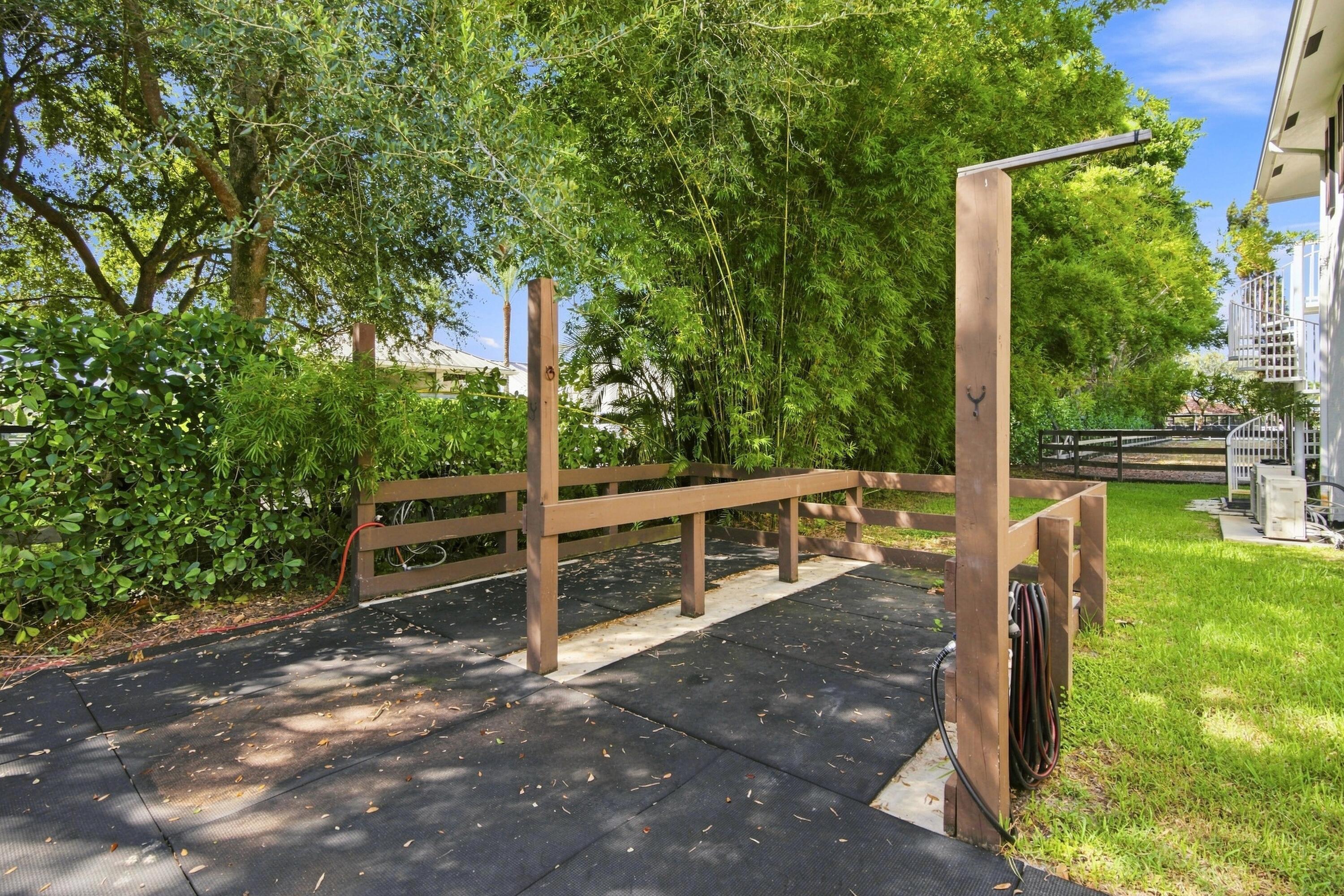  14492 Equestrian Way - 物件實景