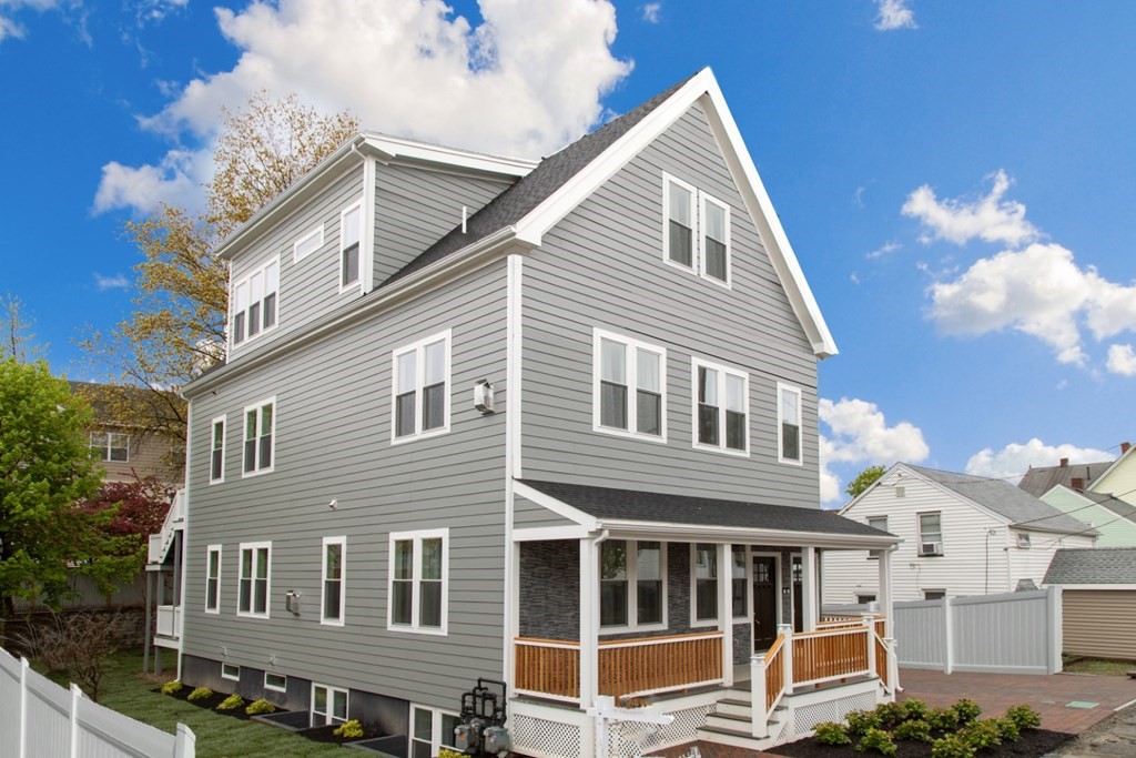 15 Woodbine St, 15, Somerville, Massachusetts, 02143, United States, 3 Bedrooms Bedrooms, ,3 BathroomsBathrooms,Residential,For Sale,15 Woodbine St , 15,1009384