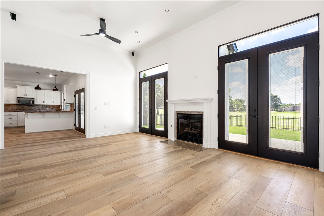 Fayetteville, Arkansas, 72701, United States, 4 Bedrooms Bedrooms, ,3 BathroomsBathrooms,Residential,For Sale,1907520