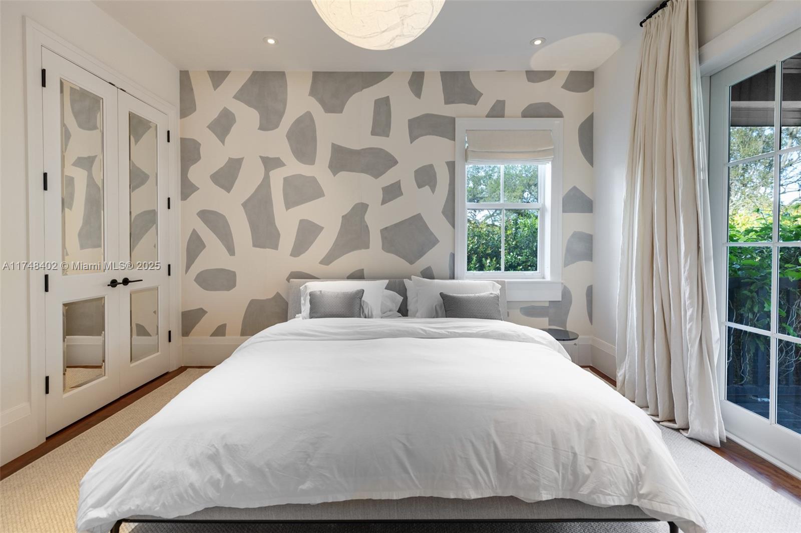 Miami, Florida, 33143, United States, 5 Bedrooms Bedrooms, ,7 BathroomsBathrooms,Residential,For Sale,1722531