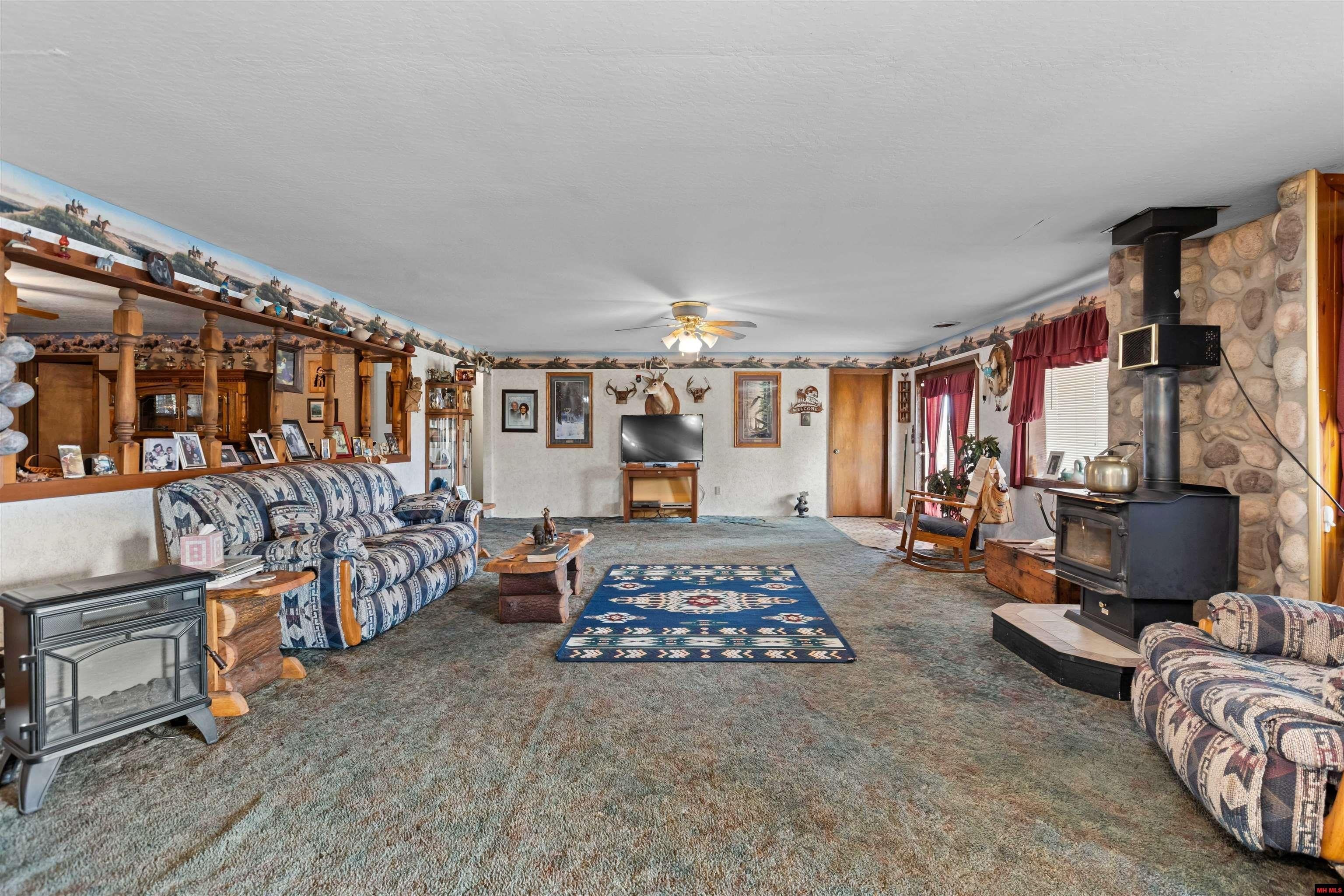 Theodosia, Missouri, 65761, United States, 3 Bedrooms Bedrooms, ,2 BathroomsBathrooms,Residential,For Sale,1986107